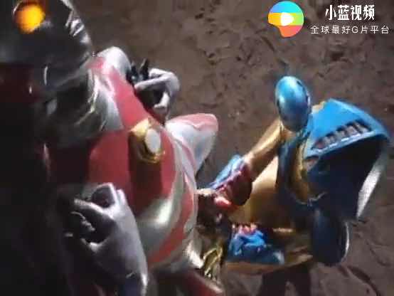 怪兽强势强上奥特曼